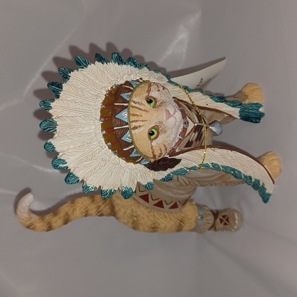 Hamilton Collection "Chief Runs with Paws 🐾